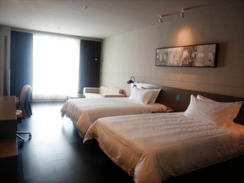 Jinjiang Inn Select Tianshui Railway Station Jindu Plaza Exterior photo
